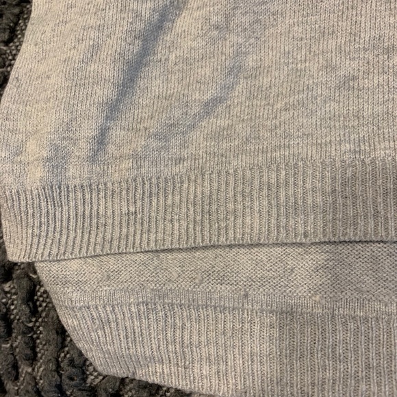 ✨2 for 20✨H&M Pullover sweater - Picture 3 of 5